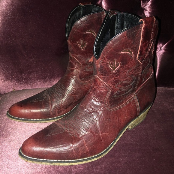 dingo Shoes - Red Dingo western boots